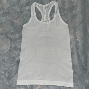 LULULEMON • Tank